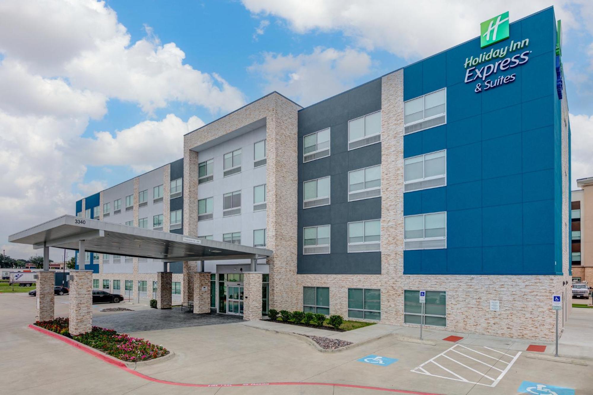 Holiday Inn Express & Suites Dallas Plano North By Ihg Exterior photo