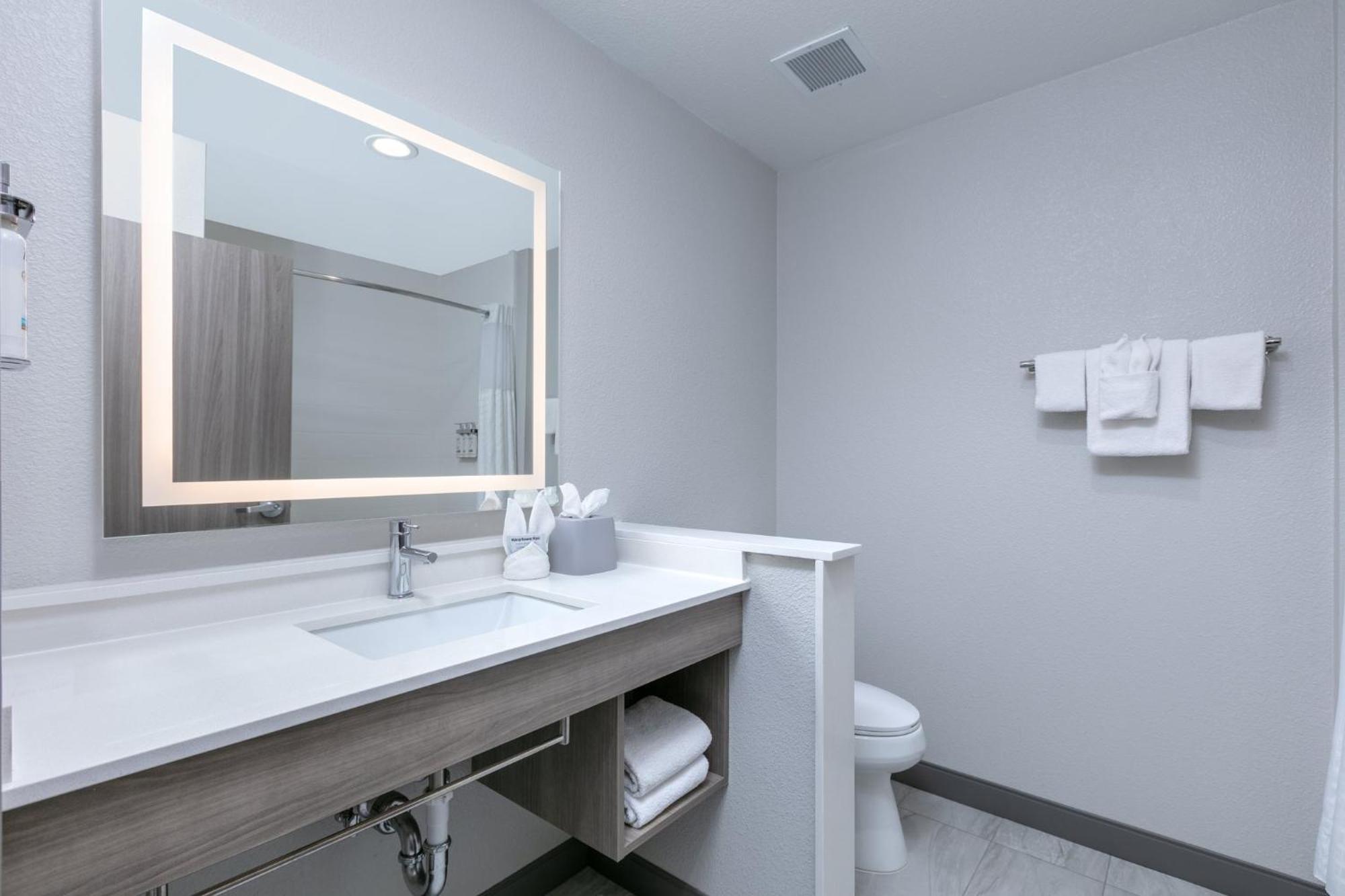 Holiday Inn Express & Suites Dallas Plano North By Ihg Exterior photo